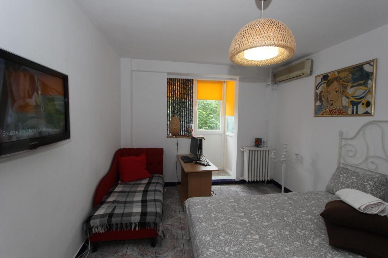Piata Resita Host Apartment Bucharest Exterior photo